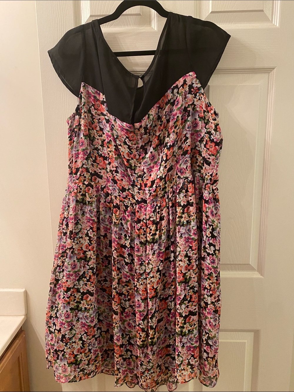 Danny & nicole women’s Floral Chiffon Dress with Black Yoke - Picture 5 of 6